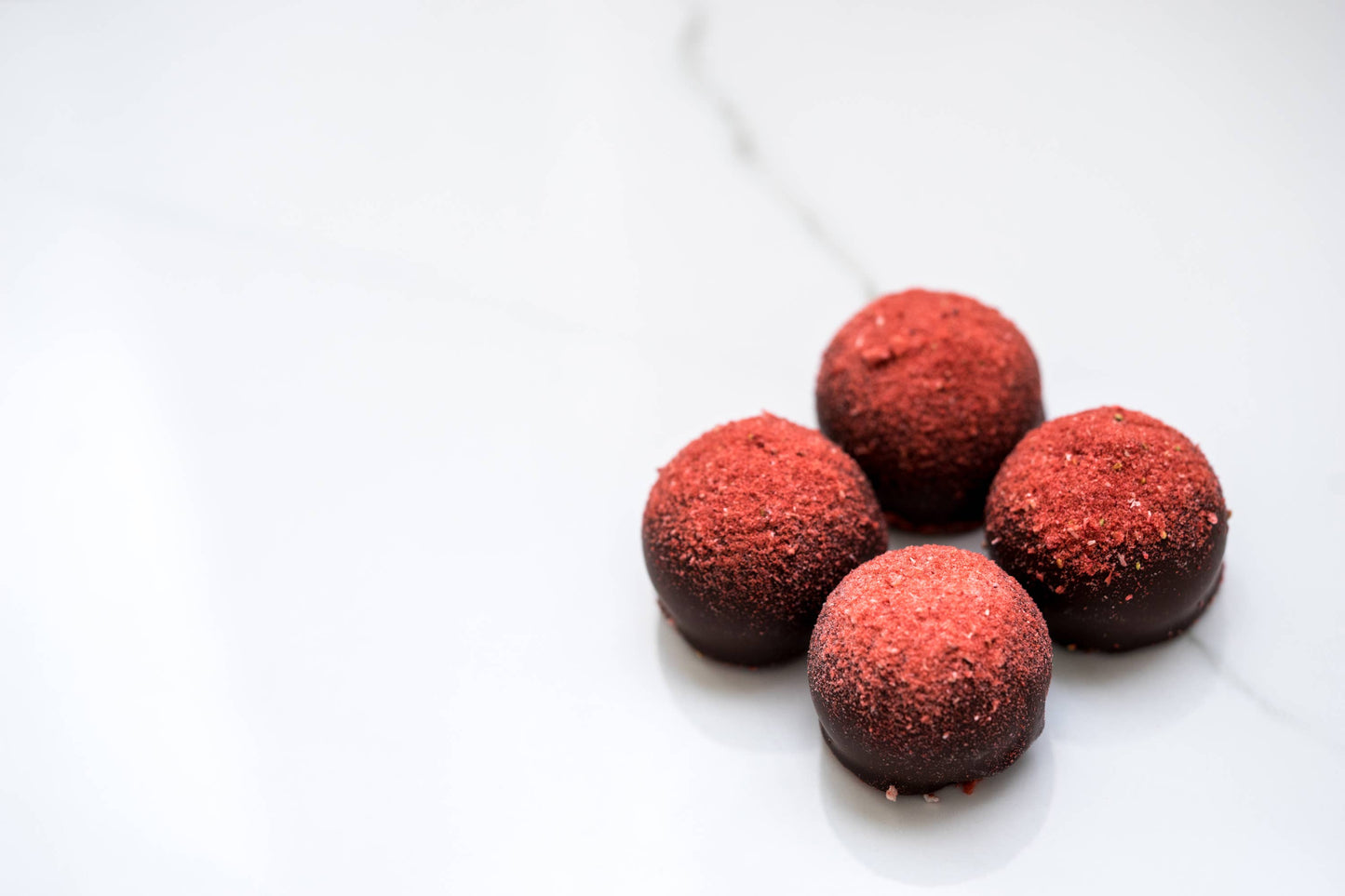Baceae Dark Chocolate Strawberry bon bon w/broad spectrum hemp